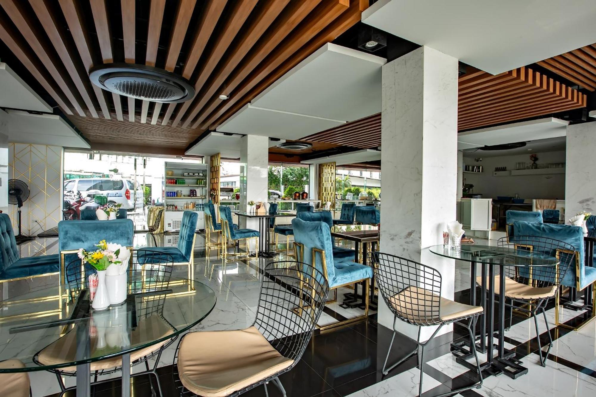 Hotel Holatel Phitsanulok Exterior foto